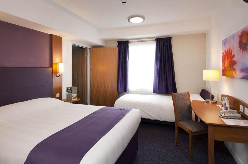 Premier Inn Maidstone Wateringbury Ngoại thất bức ảnh